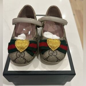 Toddler Gucci Heart Embellished Shoes - Size 21 (5C)